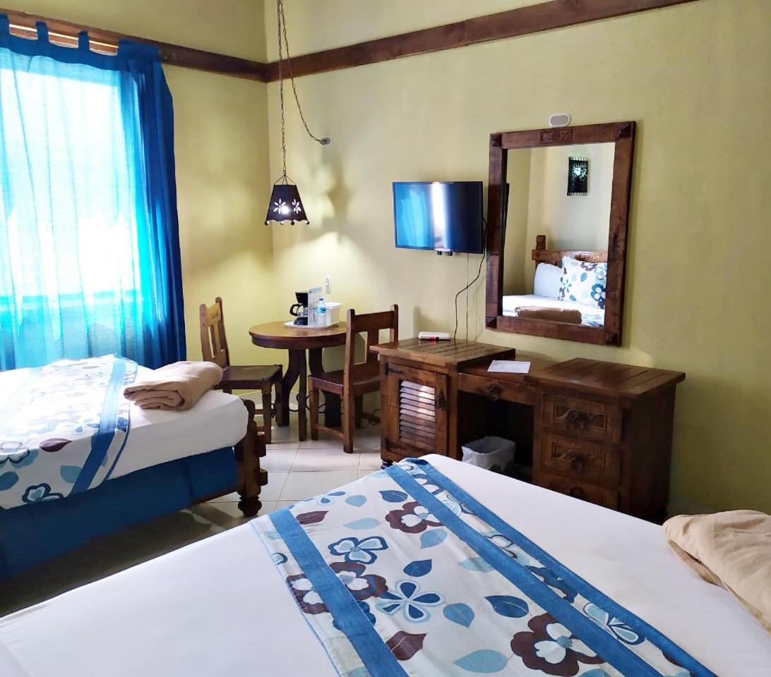 Matum Hotel & Casino Сантьяго-де-лос-Трейнта-Кабальєрос Екстер'єр фото