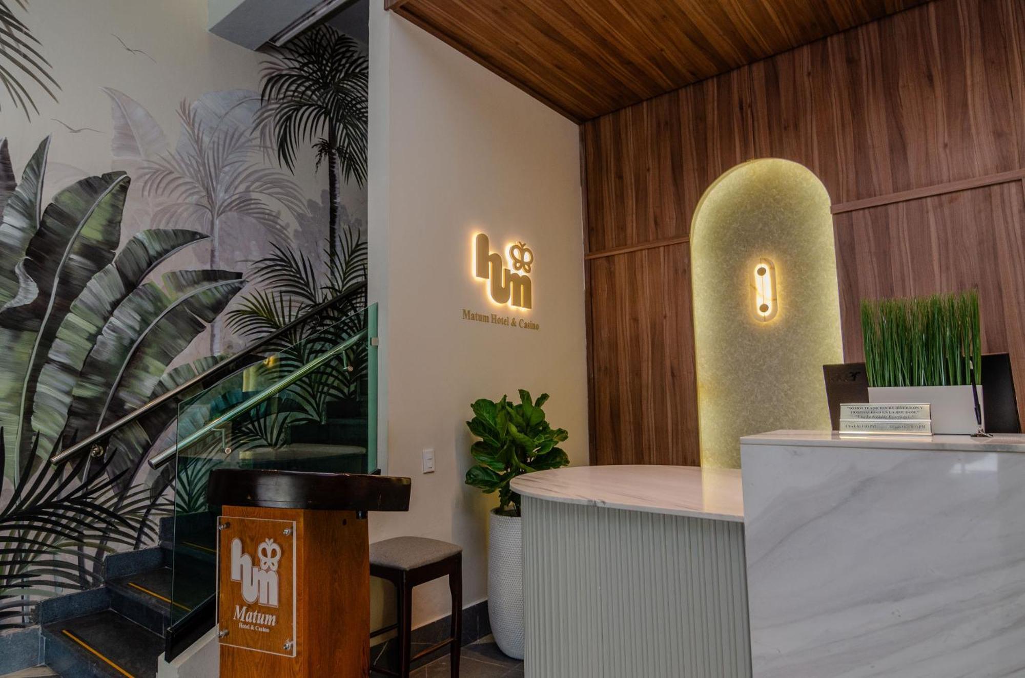 Matum Hotel & Casino Сантьяго-де-лос-Трейнта-Кабальєрос Екстер'єр фото